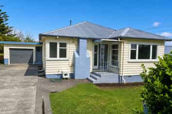 32 Hampton Hill Road, Tawa