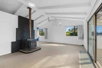  13a Gardenia Ave , Bell Block