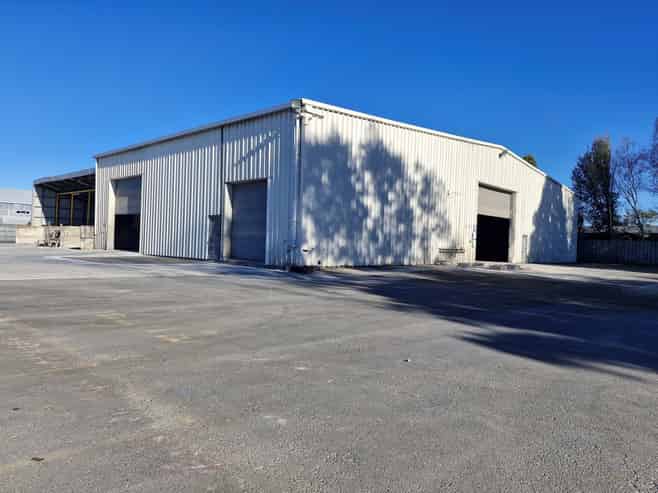 Big Fenced and Secure Yard in Te Rapa