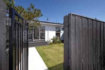 2/19B Torrens Road, Hillmorton