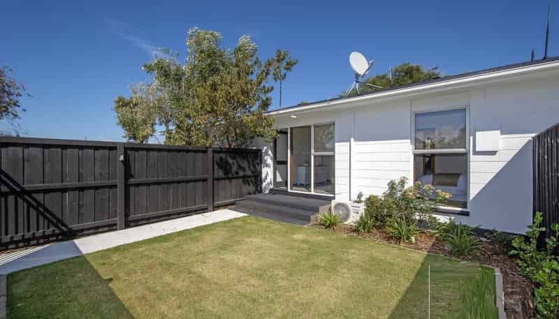 2/19B Torrens Road, Hillmorton