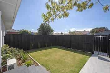 2/19B Torrens Road, Hillmorton