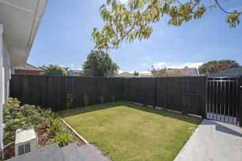 2/19B Torrens Road, Hillmorton