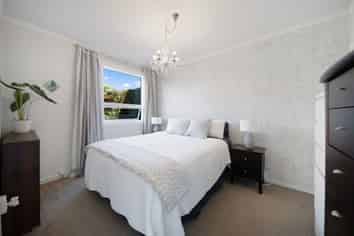 3/170 Great South Road , Drury