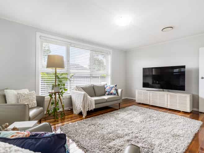 1 Kingsford Place, Otara
