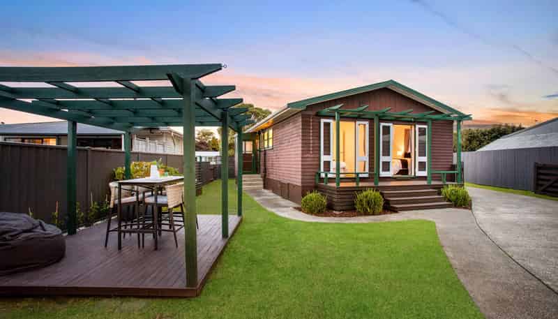 3 Brennan Avenue, Te Atatu Peninsula