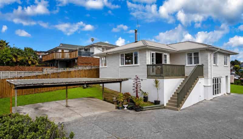 73 Awaroa Road, Sunnyvale