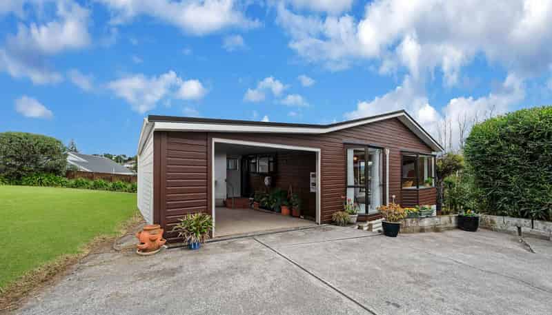 73a Awaroa Road, Sunnyvale