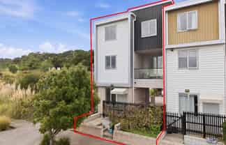 27 Ceramic Lane, New Lynn