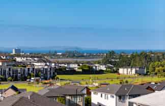 16 Ormonde Drive, Silverdale