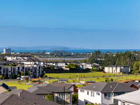 16 Ormonde Drive, Silverdale