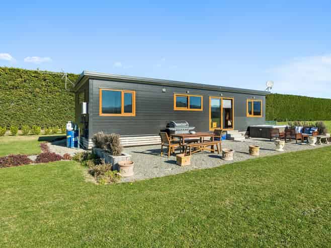 294 Burnt Hill Road, Oxford