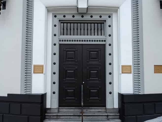 CBRE - Landmark Character Office Space