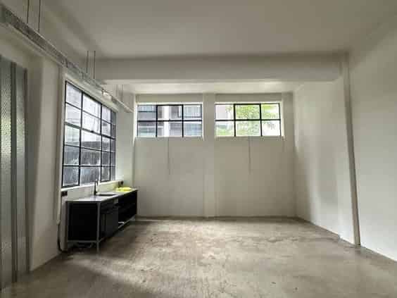 CBRE - Prime Anzac Ave Ground Floor Space