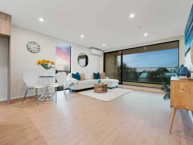 4202E Great North Road, Glendene