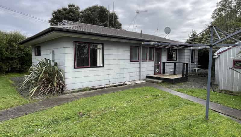 2 Rata Street, Tokomaru