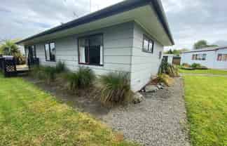2 Rata Street, Tokomaru
