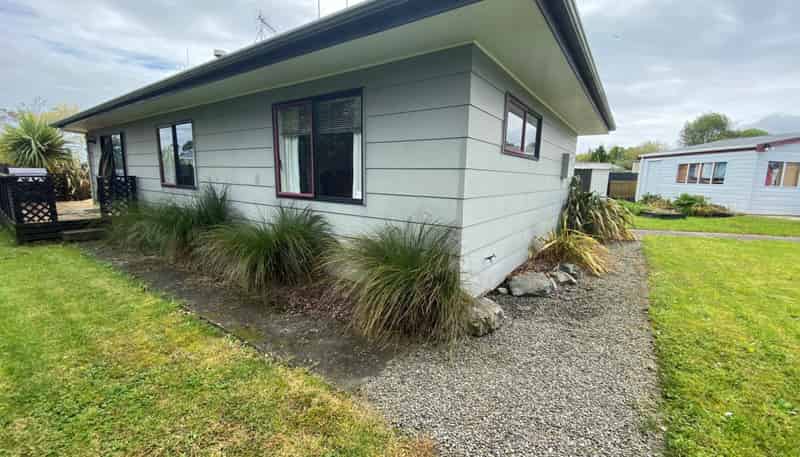 2 Rata Street, Tokomaru