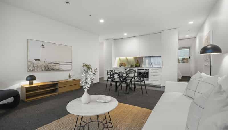 2B/12 Fisher-Point Drive, Freemans Bay