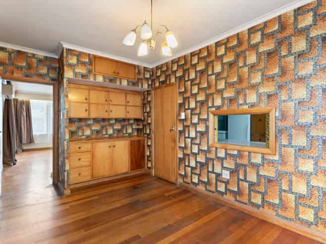 9 Bassett Road, Johnsonville