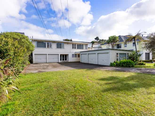 9 Bassett Road, Johnsonville