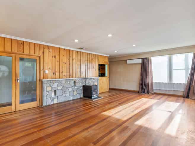 9 Bassett Road, Johnsonville