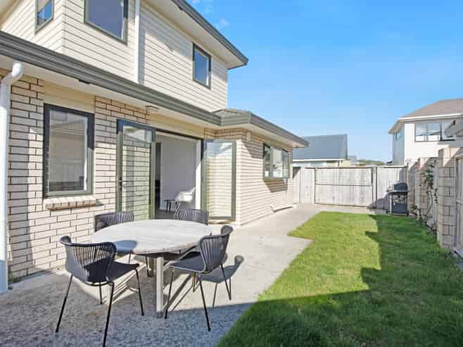 7 The Quadrant, Miramar