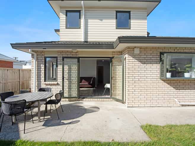 7 The Quadrant, Miramar
