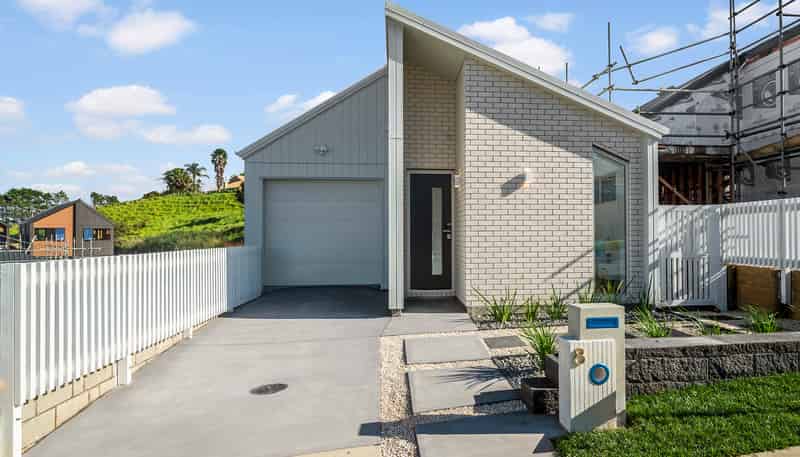 8 Mahinga Kai Road, Orewa