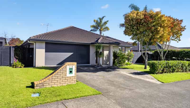 210 Harbourside Drive, Karaka