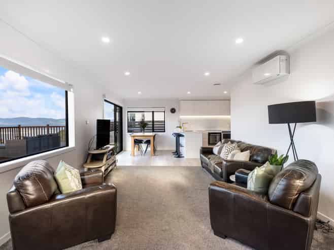 54 Somes Crescent, Newlands