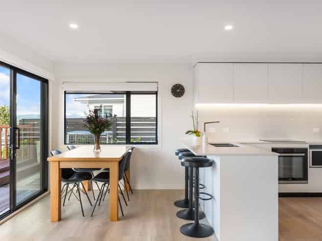 54 Somes Crescent, Newlands