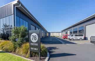 Portside industrial unit in the Mount