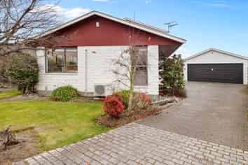 33 Glassey Drive, Allenton