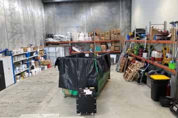 QUALITY INDUSTRIAL UNIT FOR LEASE