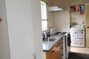 25A Lisa Crescent, Mangakakahi