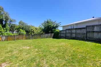 25A Lisa Crescent, Mangakakahi