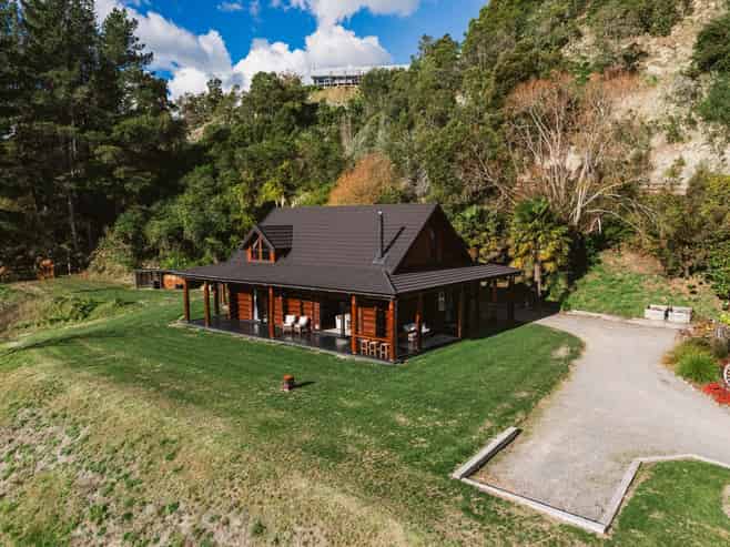 800 Kahuranaki Road, Kahuranaki