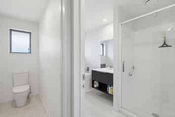 5 John Raven Lane, Woodend
