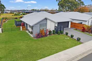 5 John Raven Lane, Woodend