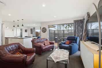 5 John Raven Lane, Woodend