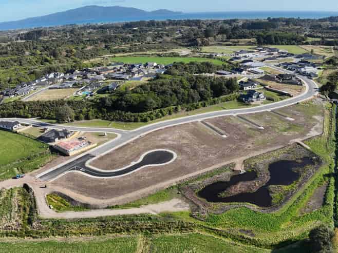 1 Manu Gardens, Waikanae