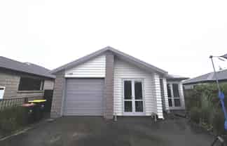 18 Foley Grove, Pyes Pa