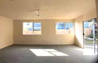 1B Kamara Rd, Glen Eden
