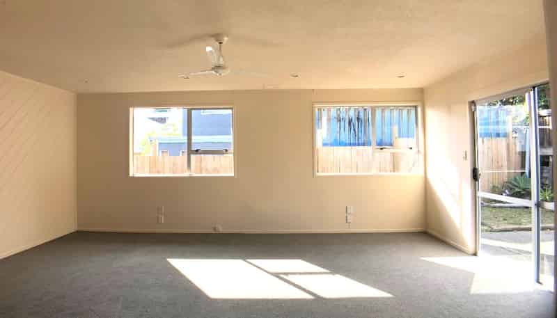 1B Kamara Rd, Glen Eden