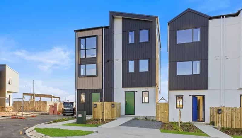34 Takarore Crescent, Flat Bush