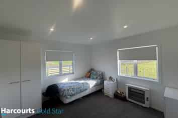 5855 Pekapeka Road, Netherton