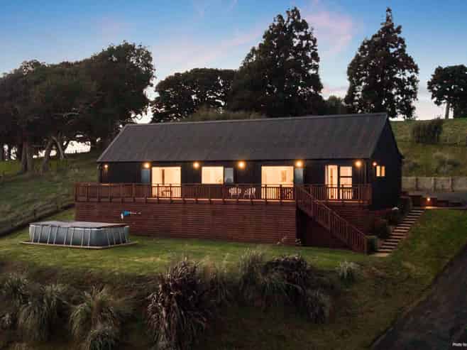 215B Bald Hill Road, Waiuku