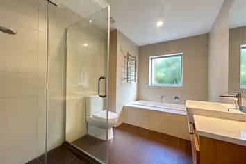 16 Timberland Drive, Silverdale