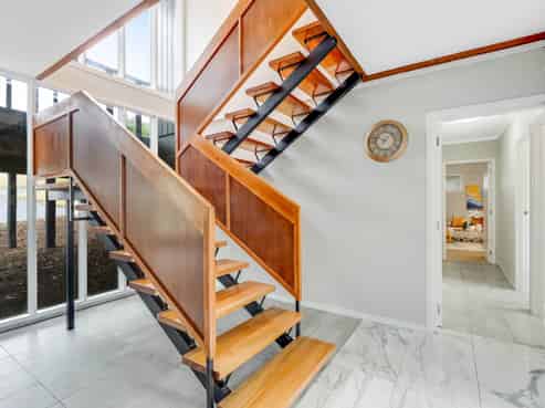 39 Bel Air Drive, Hillsborough
